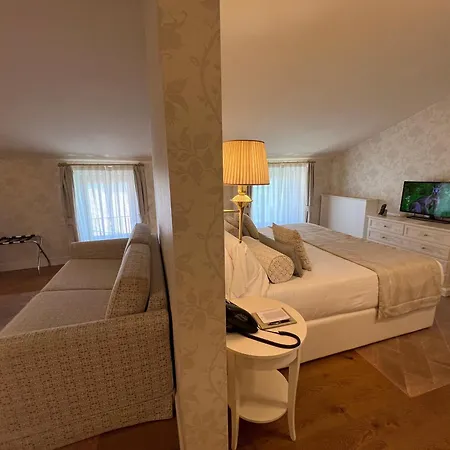 Palace Hotel 5*