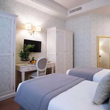 Palace Hotel 5*