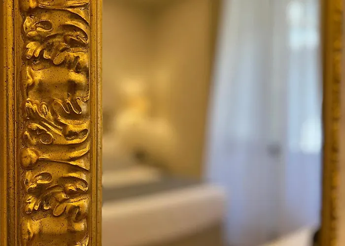 Palace 5* سان جيميني