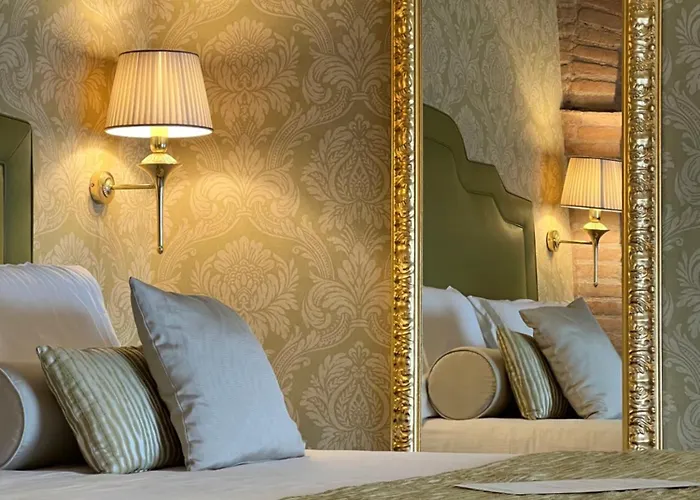 Palace سان جيميني