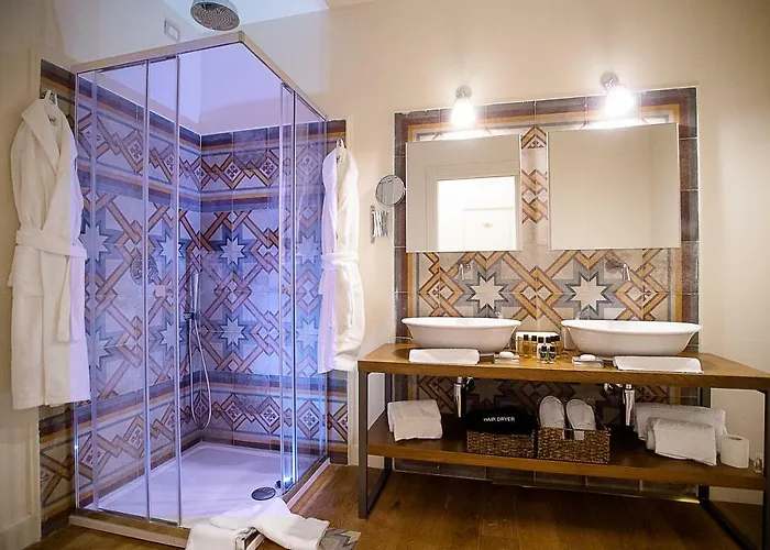 Palace 5* سان جيميني